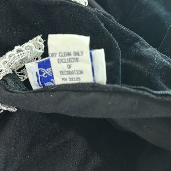 Sylvia Whyte for Saks Fifth Avenue Ruth Bader Ginsburg Halloween Costume size 5 - Picture 8 of 8